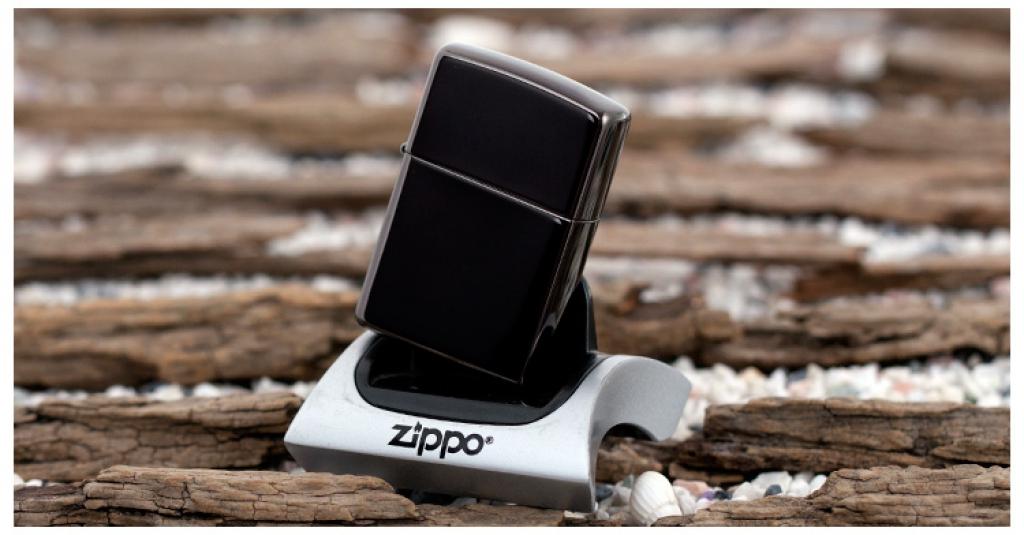 Bật Lửa Zippo Phủ Bóng Màu Đen Mun - SKU 24756 – Zippo Ebony