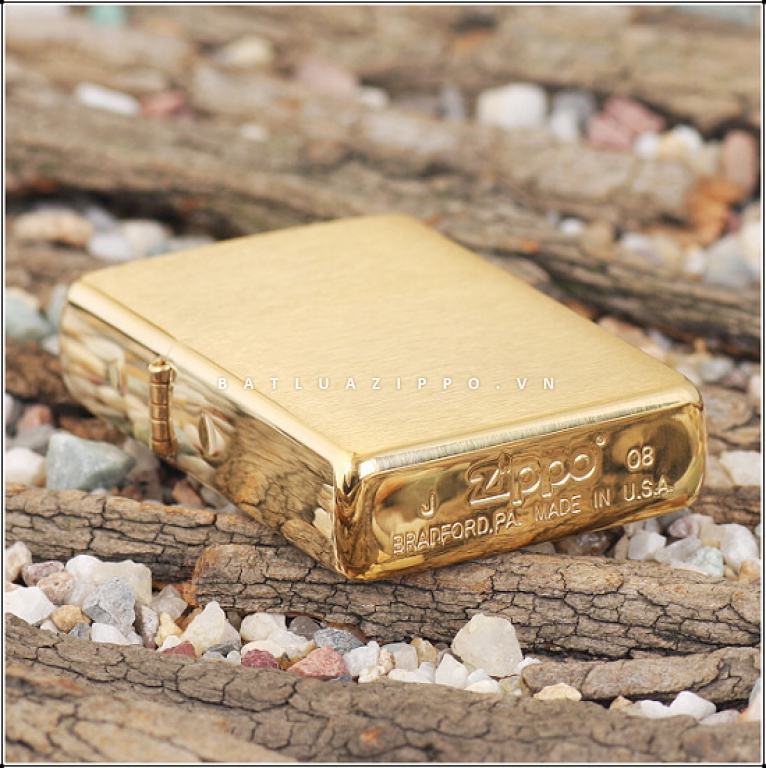 Bật Lửa Zippo Đồng Vàng Vân Xước Ngang - SKU 204B – Zippo Brushed Brass