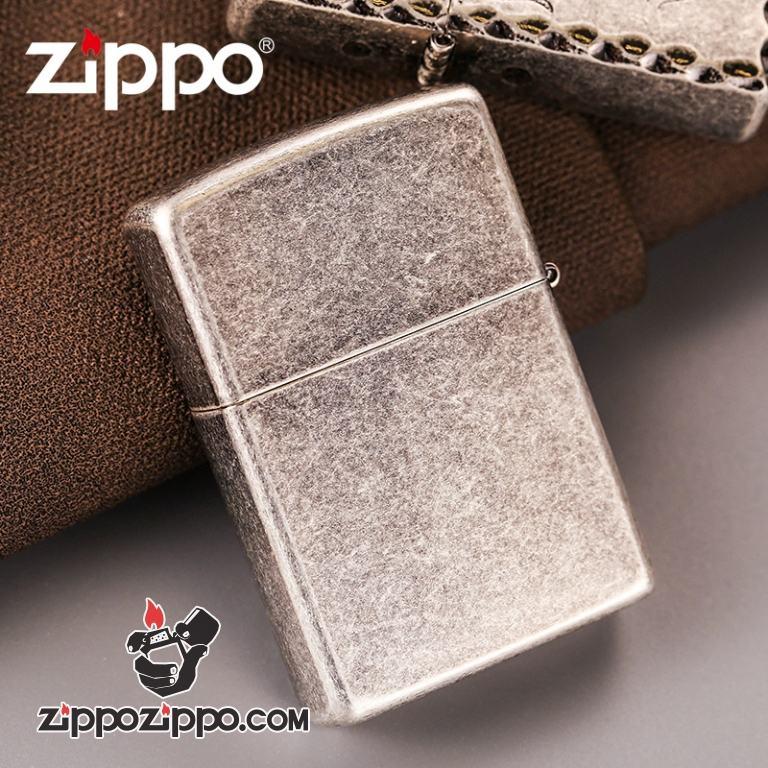Bật lửa Zippo bạc cổ khắc hình ngọn lửa