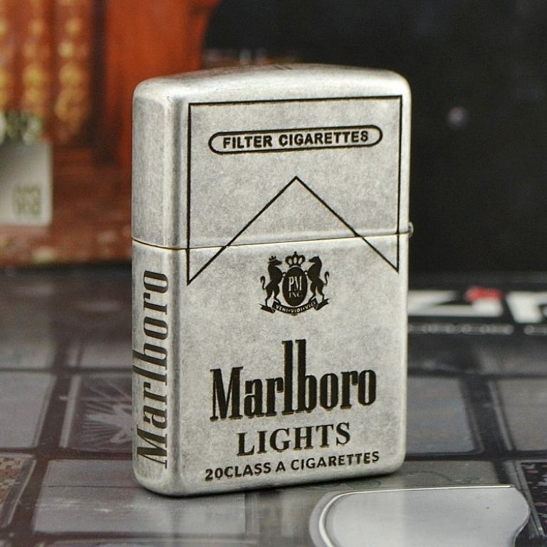 Bật lửa Zippo cổ bạc phiên bản Marlboro Light