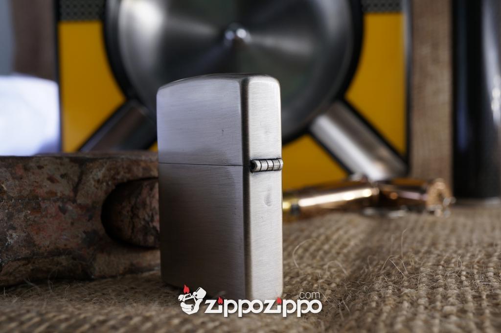 Zippo Malboro La Bàn đỏ