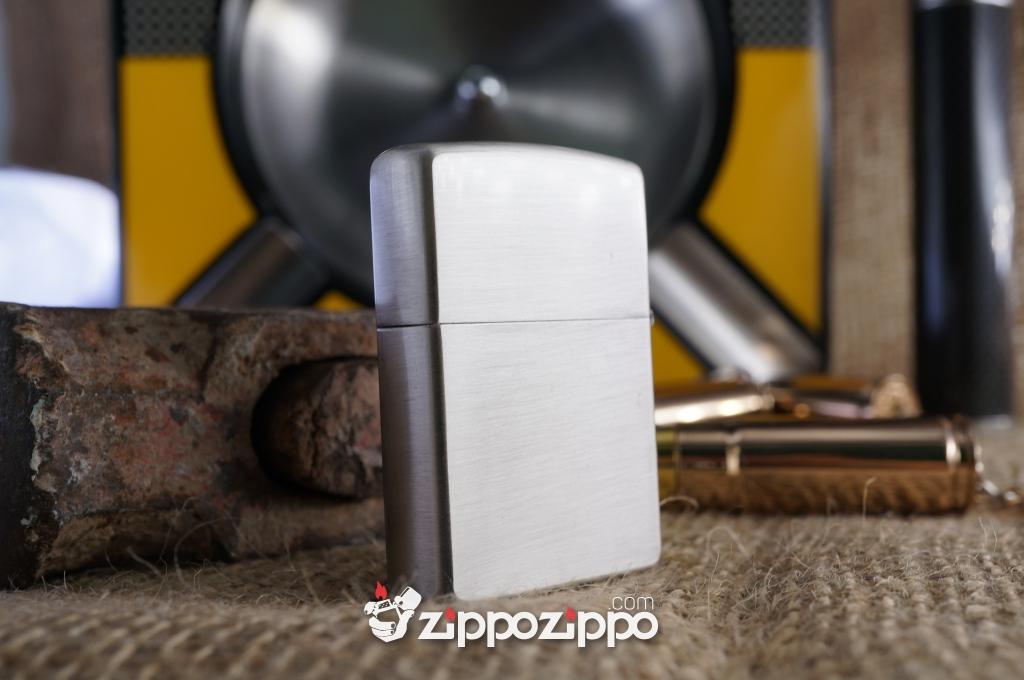 Zippo Malboro La Bàn đỏ