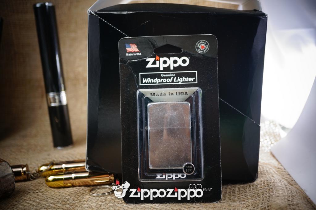 ZIPPO VỈ MÀU BẠC XƯỚC