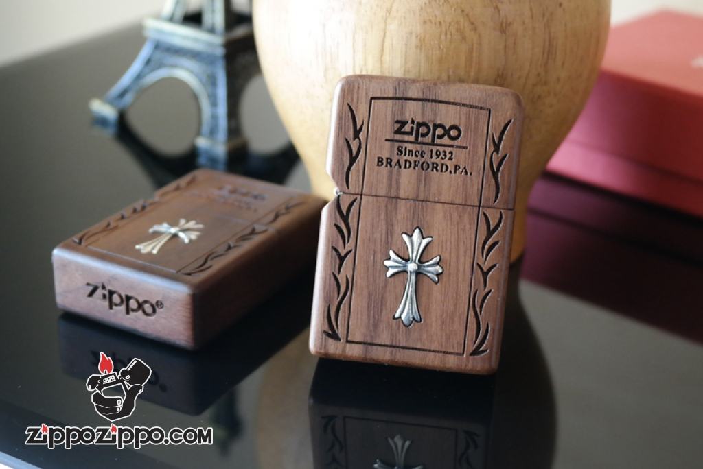 Bật lửa Zippo phiên bản Walnut Silver Cross