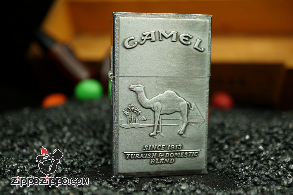 Bật lửa zippo Cổ replica 1932 khắc camel màu bạc Sản Xuất Năm 1997