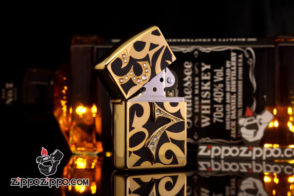 Zippo chính hãng mạ vàng gắn đá các số may mắn