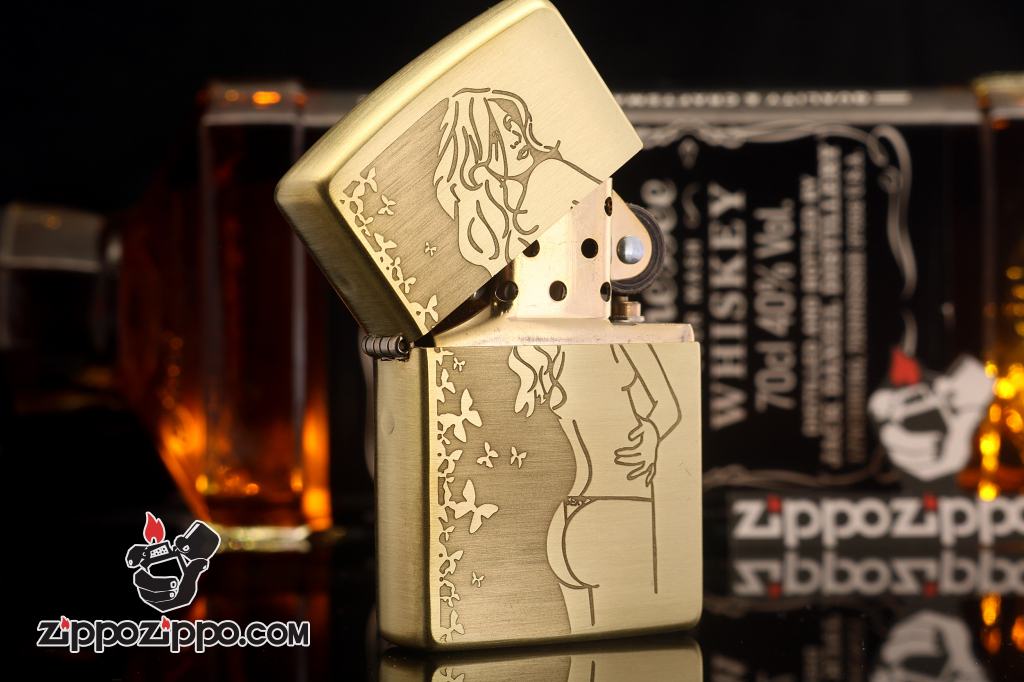 Bật lửa Zippo chính hãng đồng khắc cô gái sexy bản xước