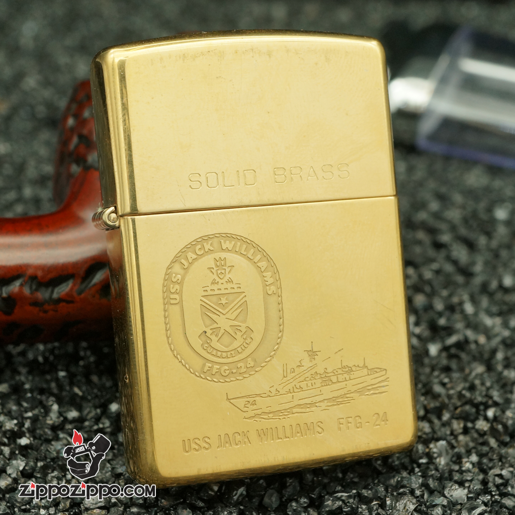 Zippo la mã chu niên sản xuất năm 1997
