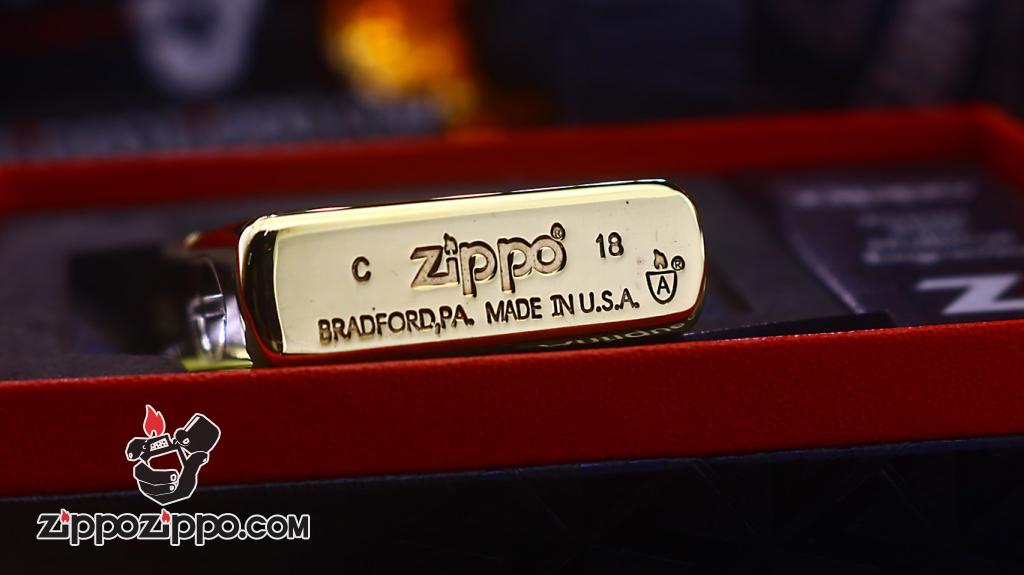 Bật lửa Zippo chính hãng đồng bóng khắc Crusades Armor