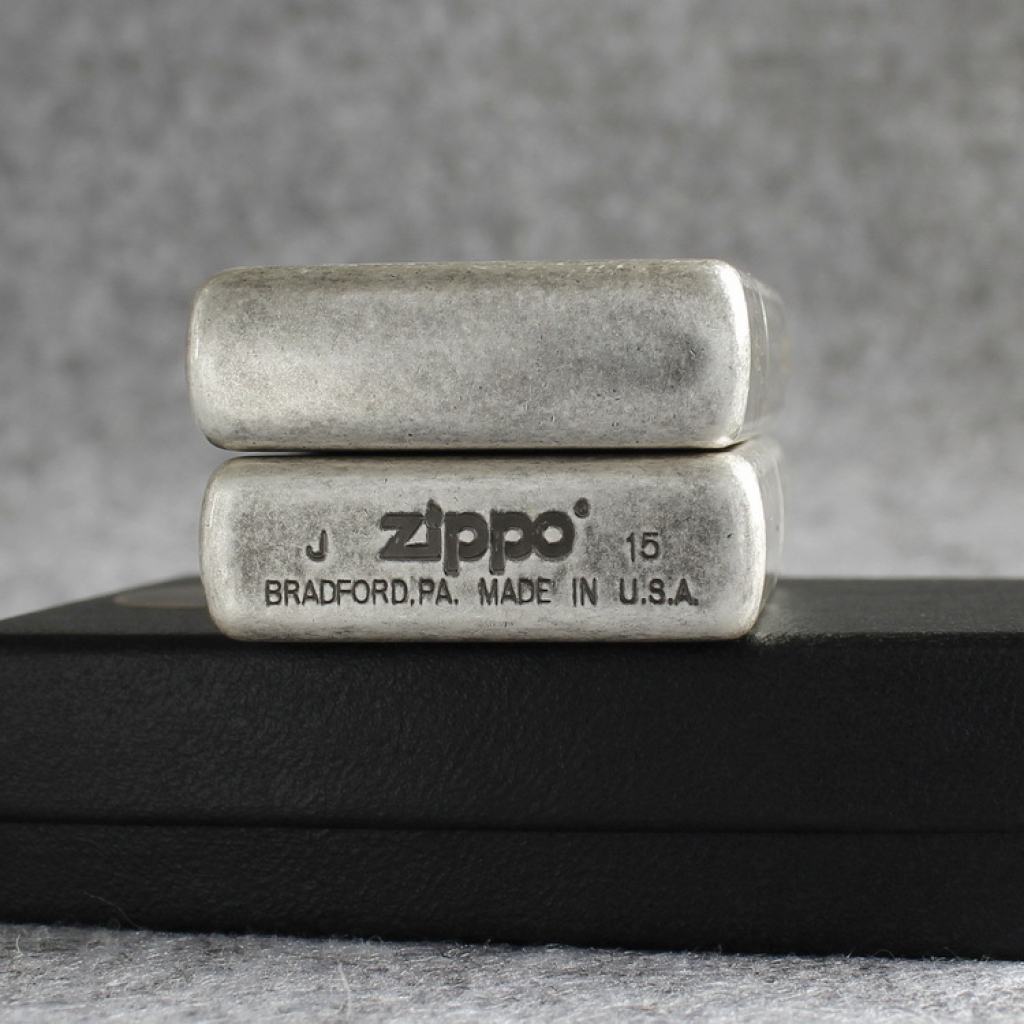 Bật Lửa Zippo Chính Hãng Khắc Mã Đáo Thành Công Mạ Antique Silver