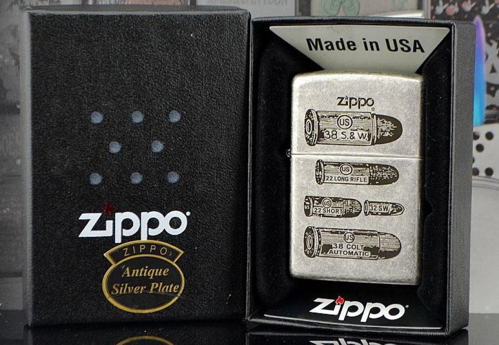 Bật Lửa Zippo Chính Hãng Khắc Năm Viên Đạn Mạ Antique Silver