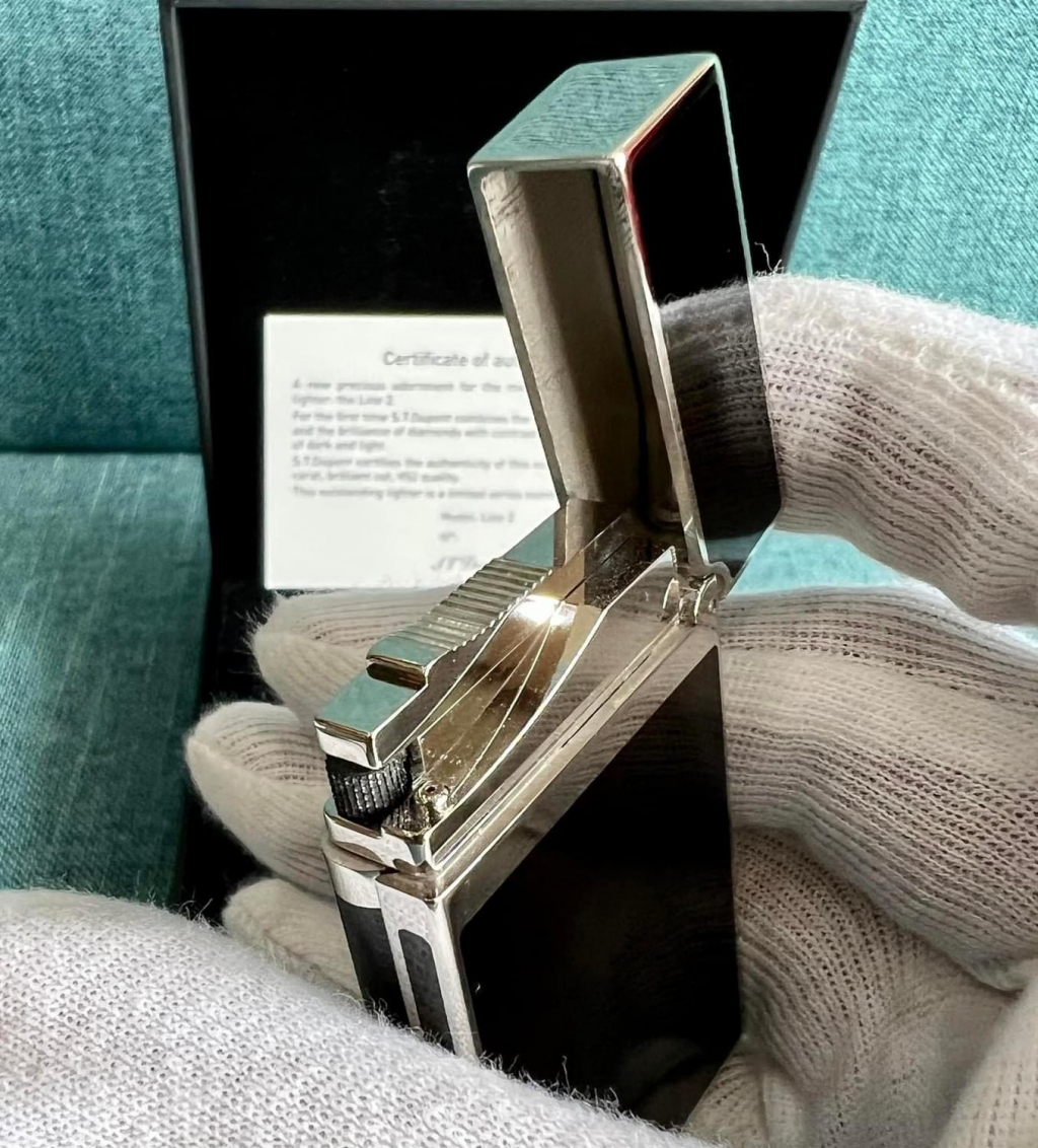 S.t. Dupont Solitaire Lighter 16718