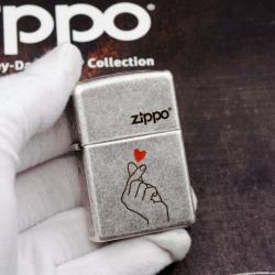 Bật Lửa Zippo Bạc Giả Cổ Khắc Biểu Tương Drop Heart - Mã SP: ZPC2371