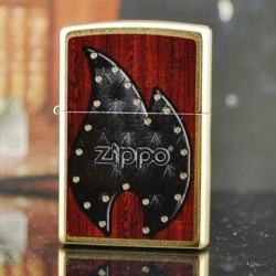 Bật lửa Zippo nền gỗ in ngọn lửa đen - Mã SP: ZPC0845