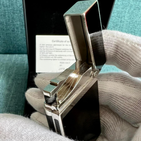 S.t. Dupont Solitaire Lighter 16718