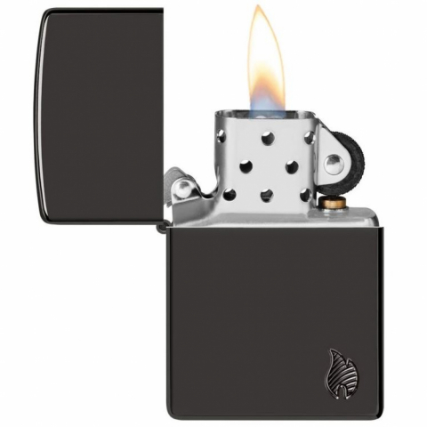 Zippo 46402 – Zippo Armor® Deep Carved Flame High Polish Black
