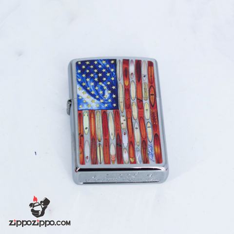 Bật Lửa Zippo Màu Trắng Xước In Ẩnh Lá Cờ Mỹ - SKU 49145 – Zipppo Rietveld American Flag Brushed Chrome