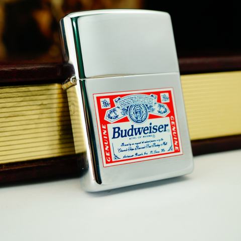 Zippo La Mã Bạc Bóng in tem hãng bia Budweiser sản xuất 1998
