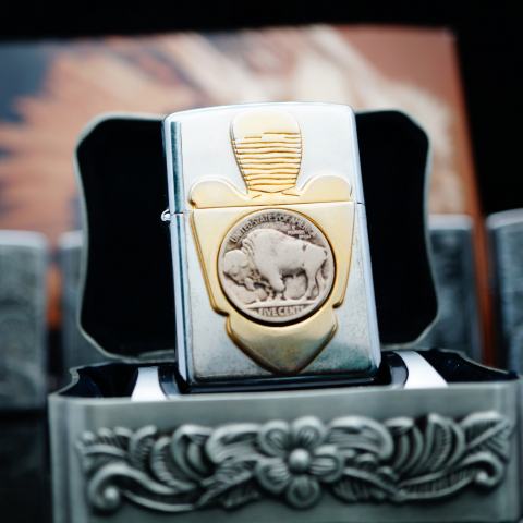 Zippo La Mã bạc bóng Ốp đồng xu may mắn của Mỹ sản xuất 1995