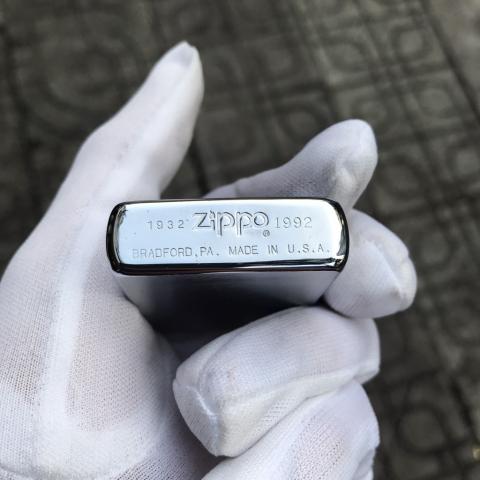 Zippo trơn màu bạc xước chu niên 1932-1992 (cái)